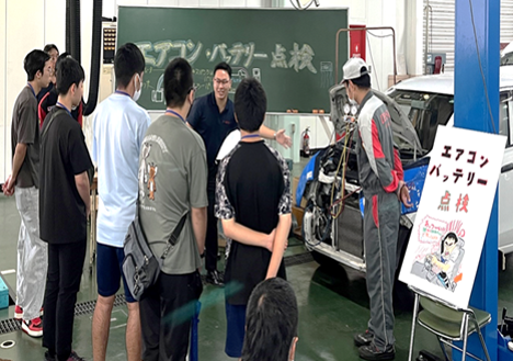 自動車整備学校で出張講習を行いました